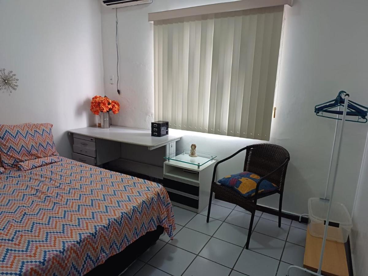 Compartilhado, Com 02 Quartos, Sendo 01 Manaus