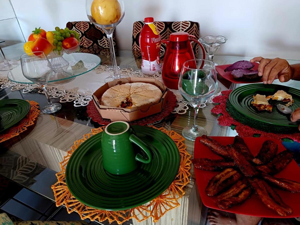 Compartilhado, Com 02 Quartos, Sendo 01 Homestay Manaus